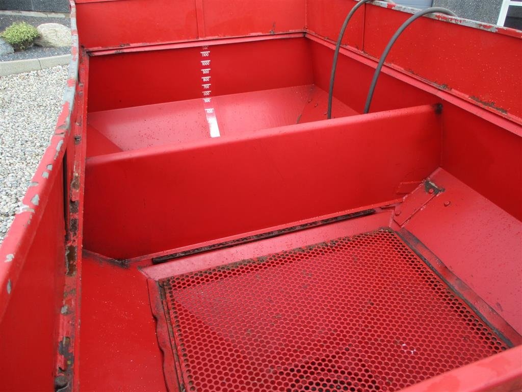 Düngerstreuer van het type Lely Centerline CL 2400 Med hydraulisk tilt til kantspredning, Gebrauchtmaschine in Lintrup (Foto 4)