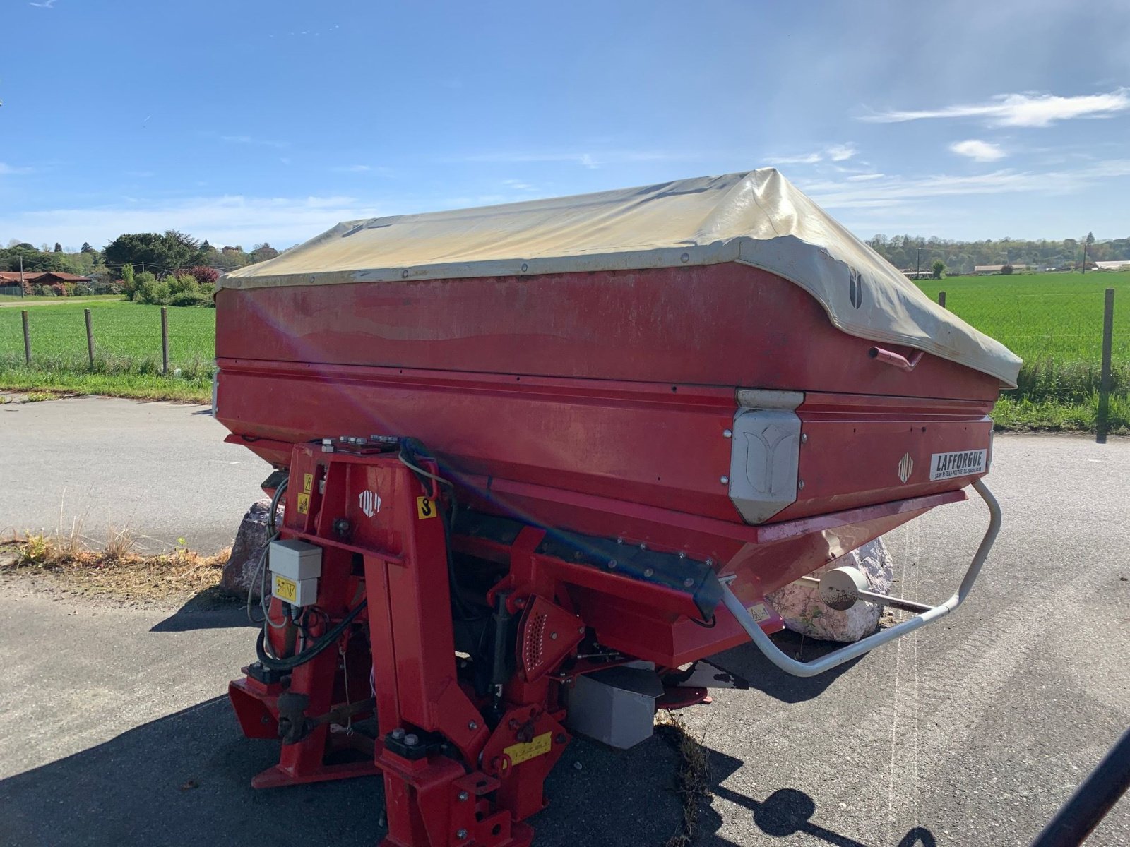 Düngerstreuer des Typs Lely CENTERLINER SX 3000C, Gebrauchtmaschine in Aubiet (Bild 1)