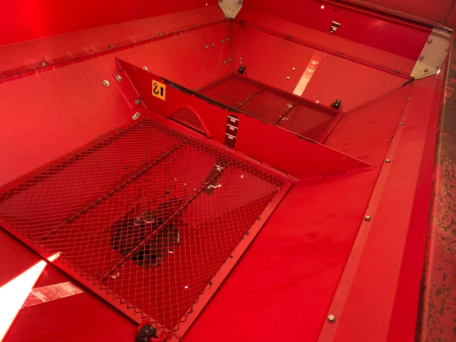 Düngerstreuer van het type Lely CENTERLINER SX 3000C, Gebrauchtmaschine in Aubiet (Foto 5)