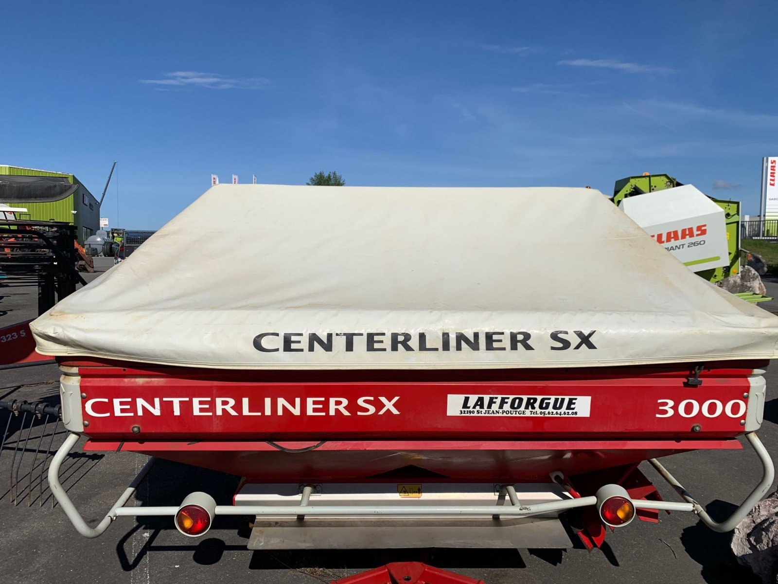 Düngerstreuer des Typs Lely CENTERLINER SX 3000C, Gebrauchtmaschine in Aubiet (Bild 4)