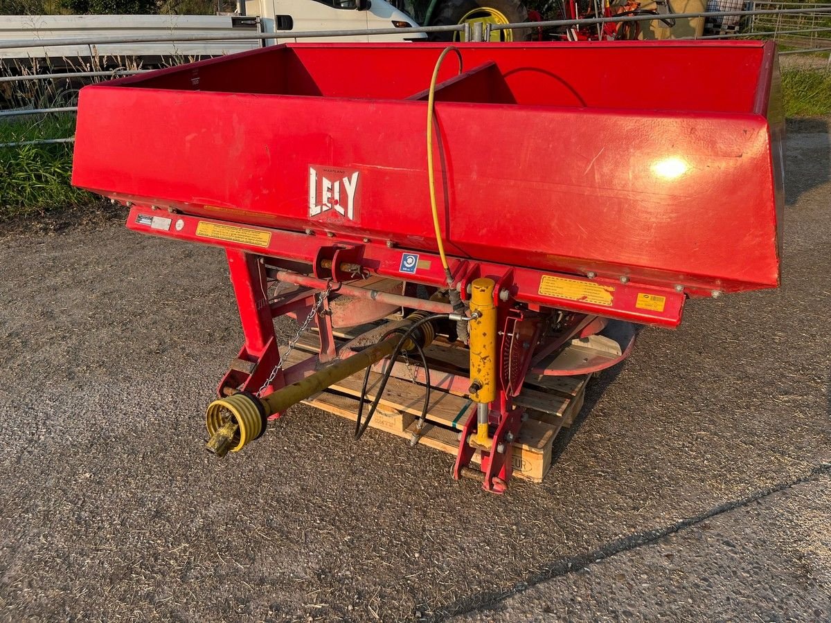 Düngerstreuer des Typs Lely Centerliner, Gebrauchtmaschine in Zoeterwoude (Bild 5)