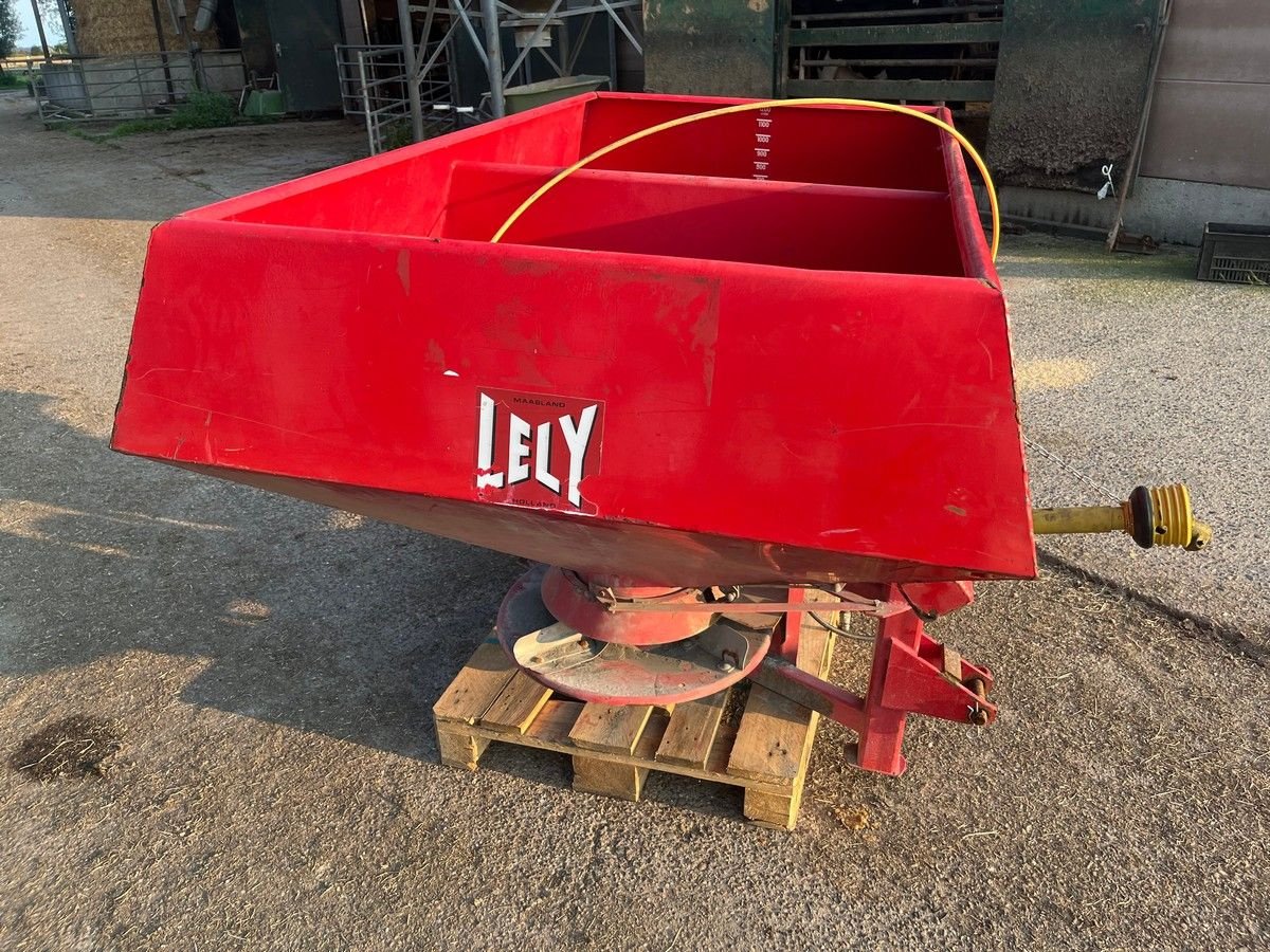 Düngerstreuer del tipo Lely Centerliner, Gebrauchtmaschine en Zoeterwoude (Imagen 3)