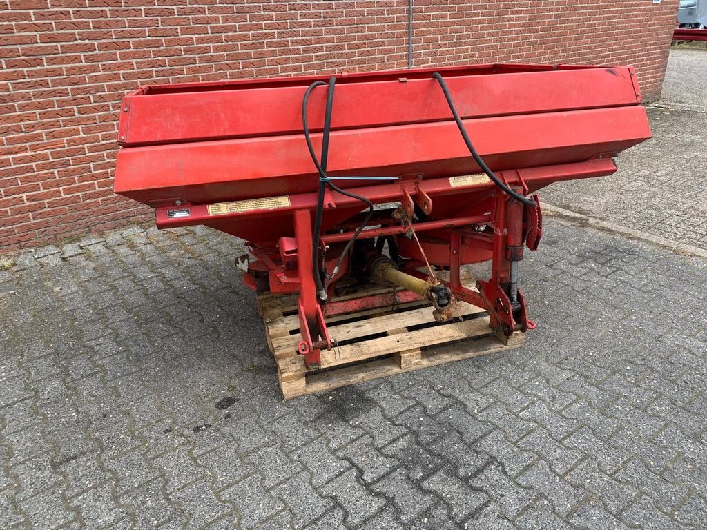 Düngerstreuer van het type Lely Centerliner, Gebrauchtmaschine in Wierden (Foto 1)