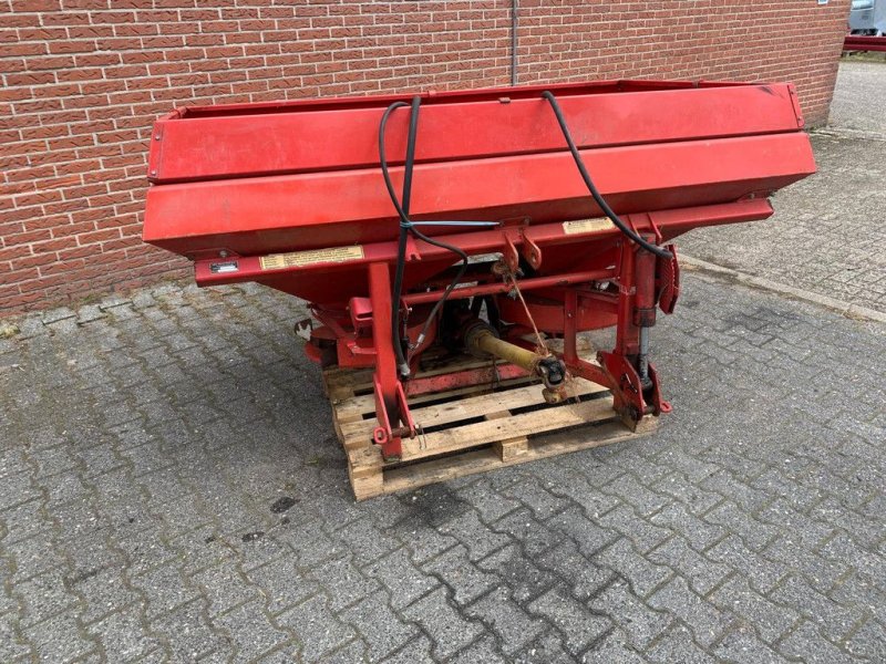 Düngerstreuer des Typs Lely Centerliner, Gebrauchtmaschine in Wierden (Bild 1)