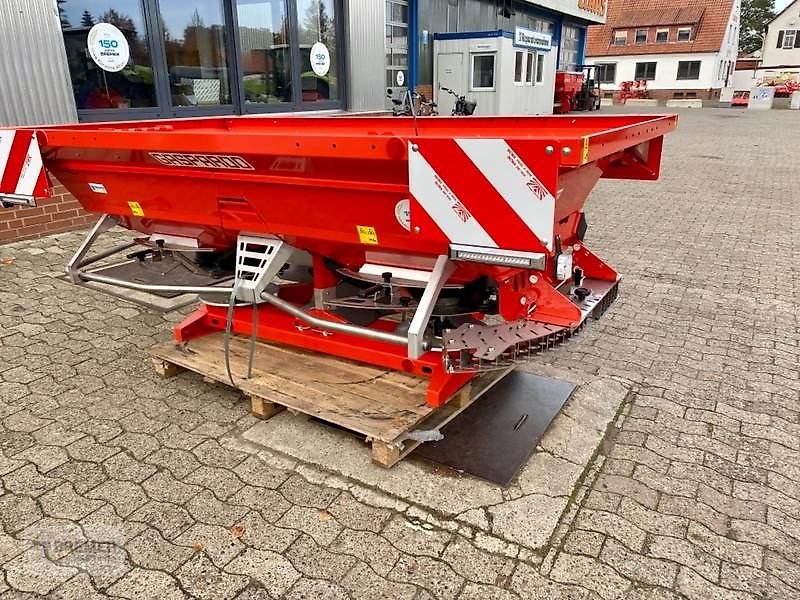 Düngerstreuer of the type Maschio PRIMO M 3  Technikstand 2023, Gebrauchtmaschine in Asendorf (Picture 3)