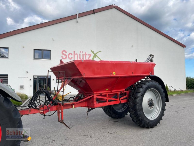 Düngerstreuer of the type Rauch Düngerstreuer Über-Umladewagen Rauch Axera EMC, Gebrauchtmaschine in Schierling (Picture 1)