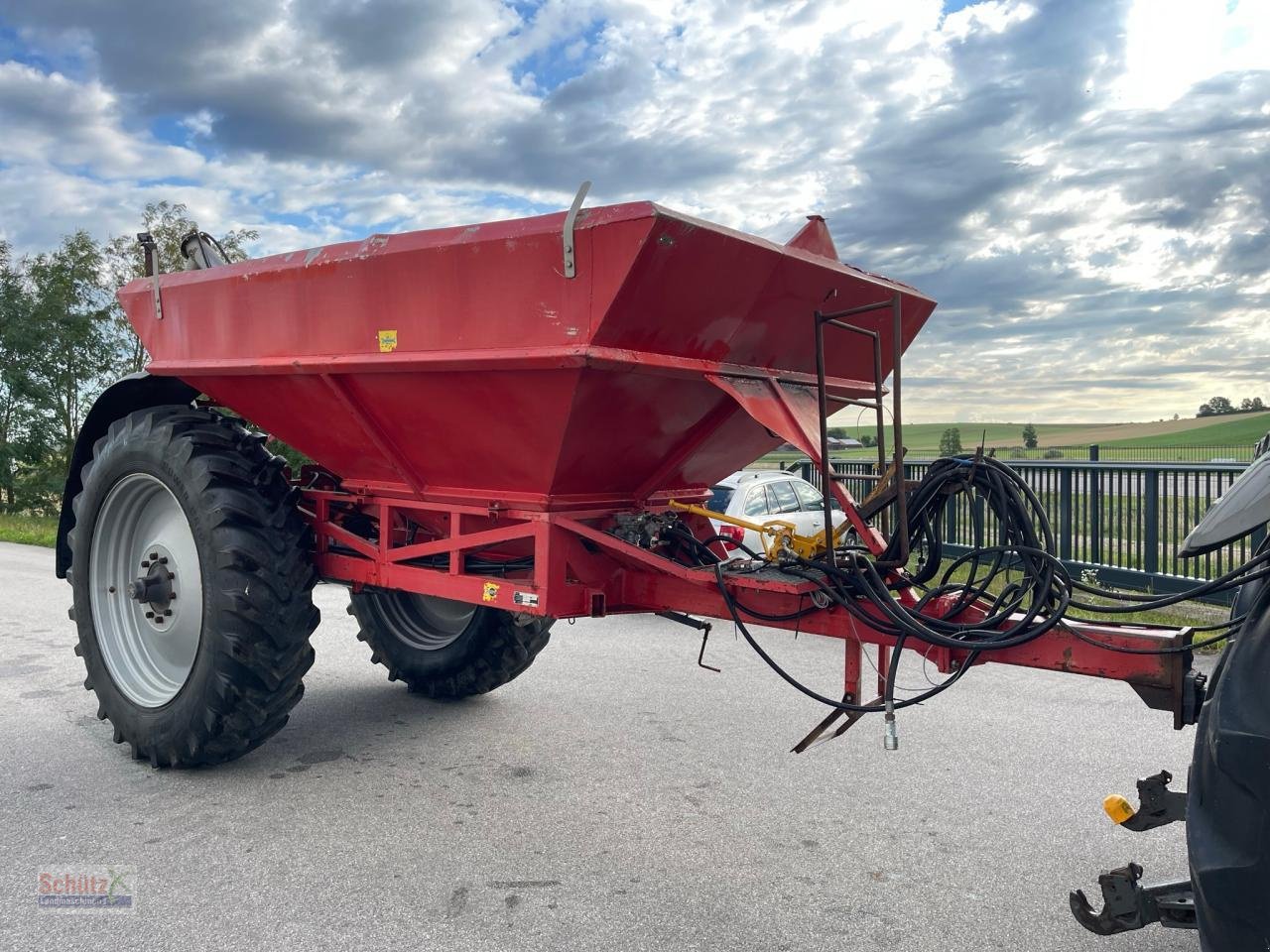 Düngerstreuer typu Rauch Düngerstreuer Über-Umladewagen Rauch Axera EMC, Gebrauchtmaschine v Schierling (Obrázek 8)