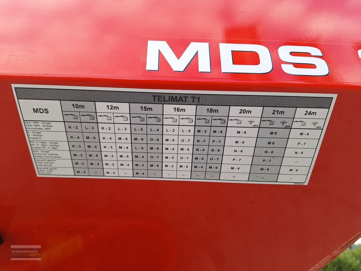 Düngerstreuer of the type Rauch MDS 20.2 E-Click, Neumaschine in Gampern (Picture 12)