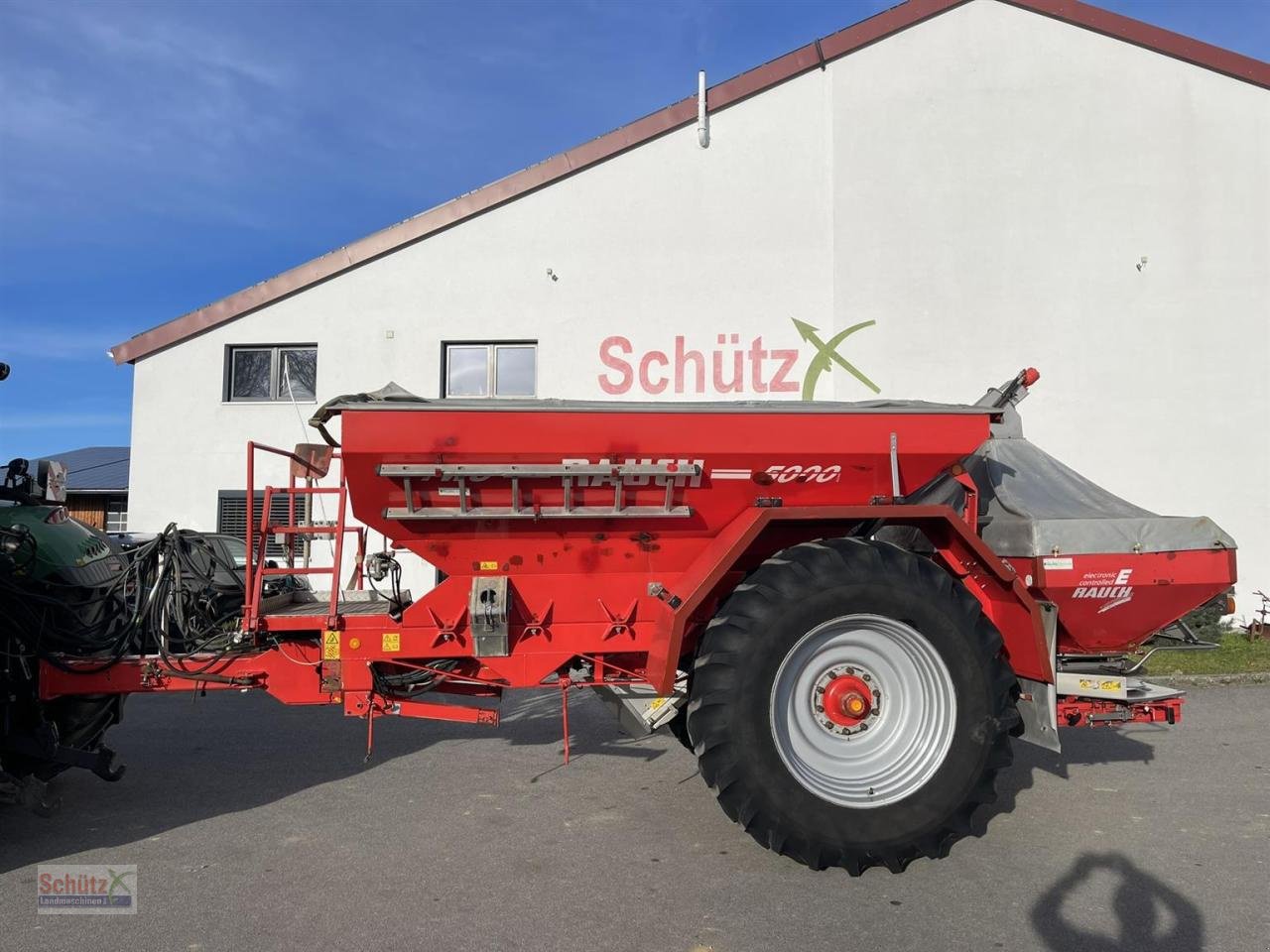 Düngerstreuer du type Rauch TWS 5000 Düngerwagen mit Anbaustreuer Axera H-EMC, Gebrauchtmaschine en Schierling (Photo 2)