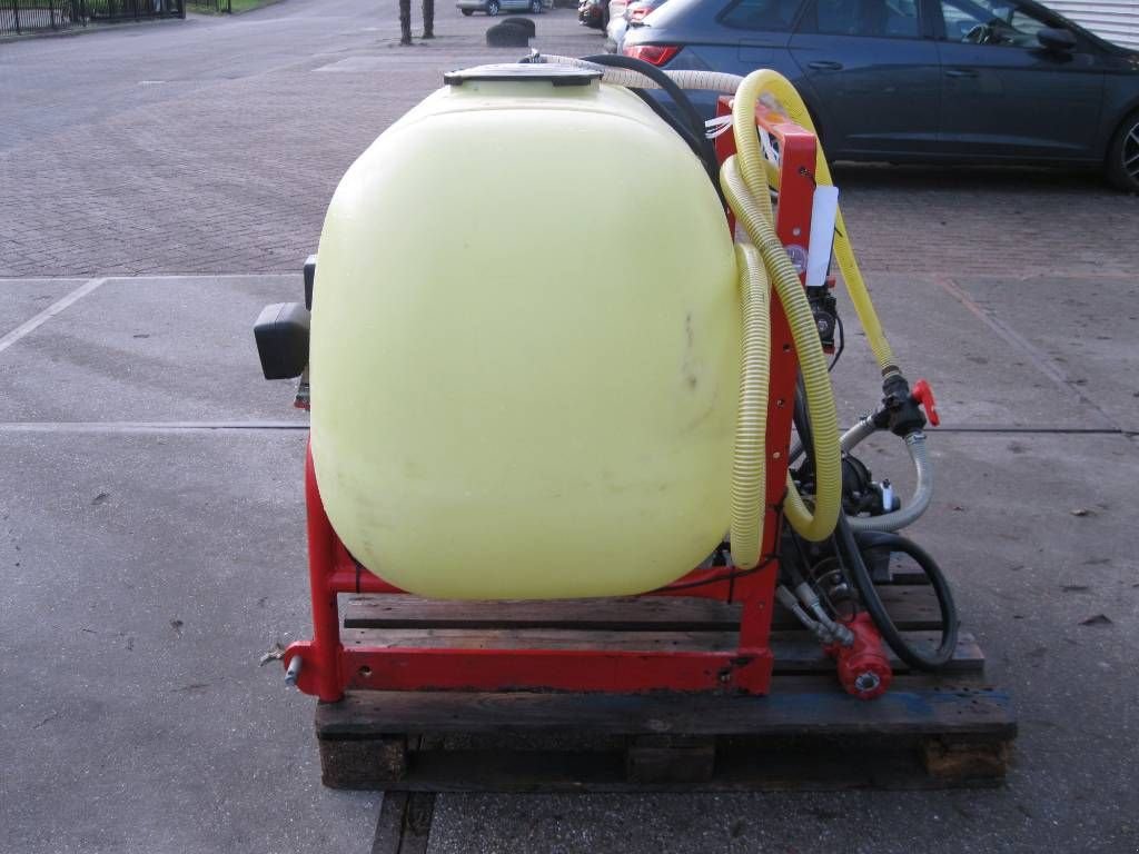 Düngerstreuer tip Sonstige Agromehanika 400 liter tank in frame, Gebrauchtmaschine in Tinje (Poză 3)