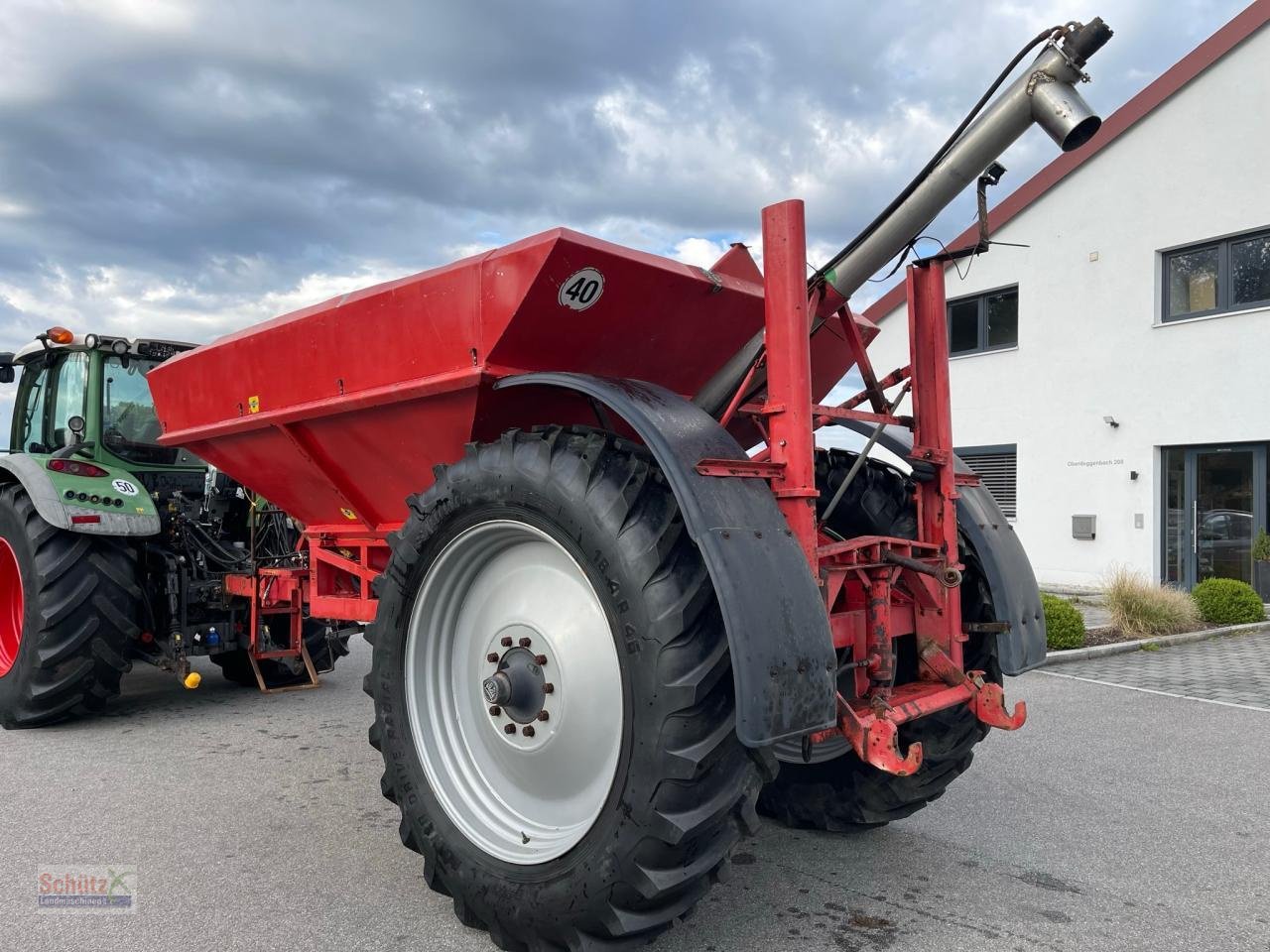 Düngerstreuer des Typs Sonstige Düngerstreuer Über-Umladewagen Rauch Axera EMC, Gebrauchtmaschine in Schierling (Bild 3)