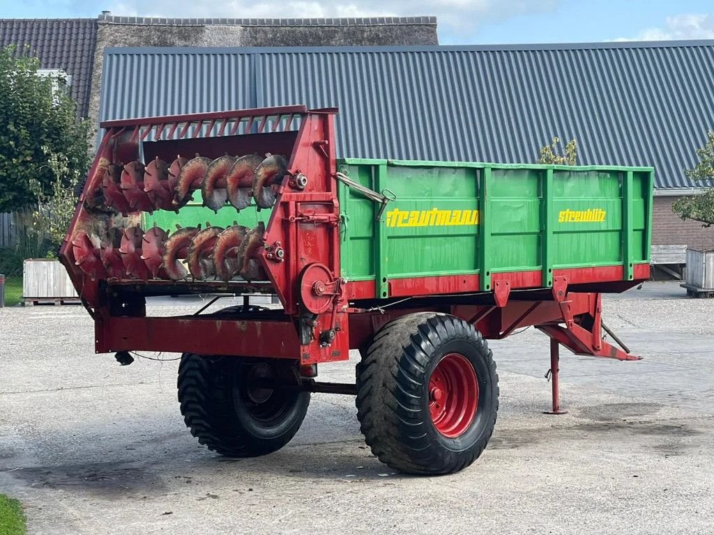 Düngerstreuer des Typs Strautmann Streublitz Mestwagen Platte kar, Gebrauchtmaschine in Ruinerwold (Bild 4)