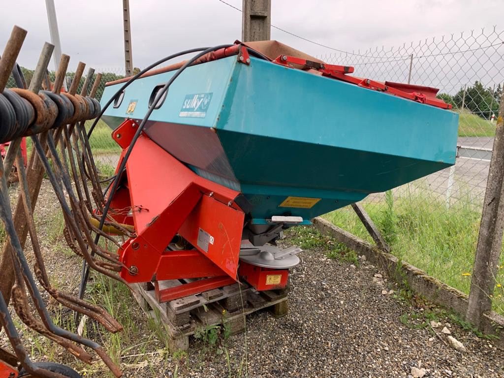 Düngerstreuer van het type Sulky DPX 12/28, Gebrauchtmaschine in Aubiet (Foto 7)