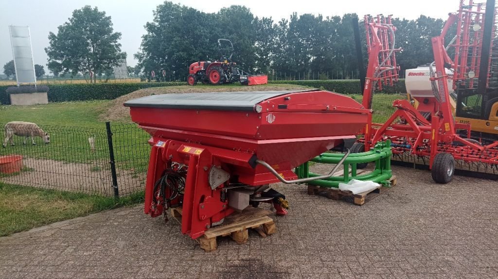 Düngerstreuer van het type Tulip Sx 2.5 Centerliner, Neumaschine in Vriezenveen (Foto 1)