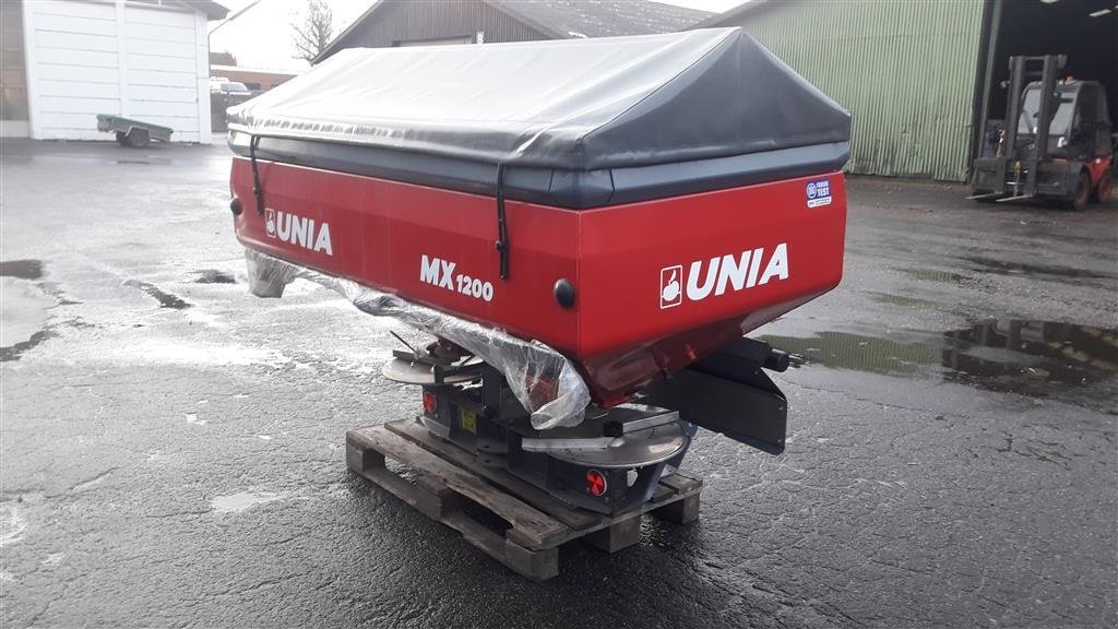 Düngerstreuer типа Unia MX 1200, Gebrauchtmaschine в Hadsund (Фотография 8)