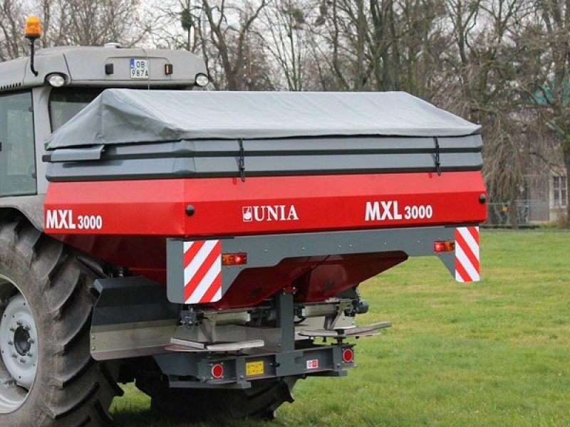 Düngerstreuer tip Unia MX 1200, Gebrauchtmaschine in Vrå (Poză 1)