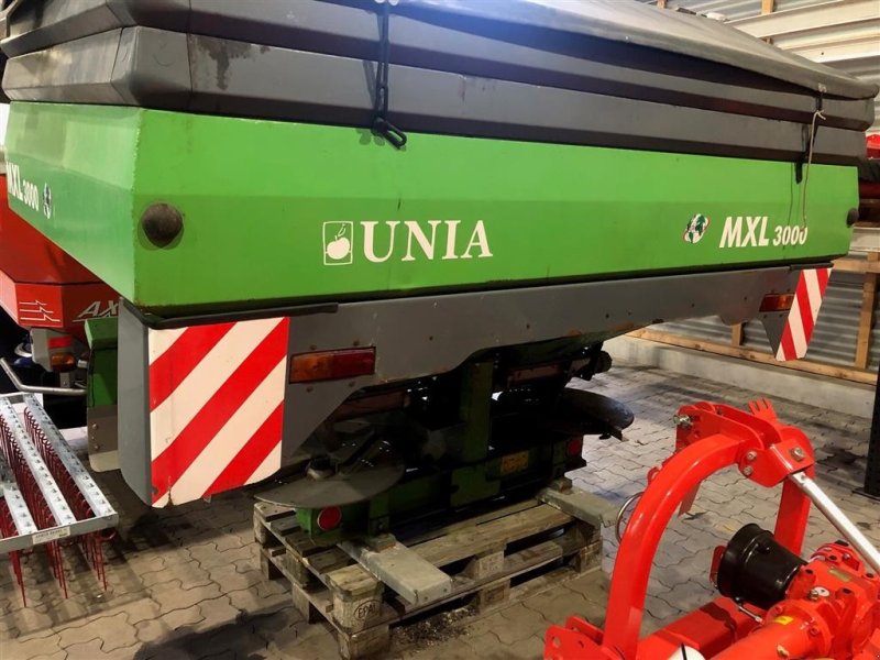 Düngerstreuer del tipo Unia MXL 3000, Gebrauchtmaschine en Holstebro (Imagen 1)