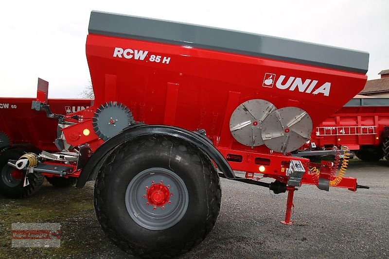 Düngerstreuer des Typs Unia RCW 85 H, Neumaschine in Ostheim/Rhön (Bild 4)