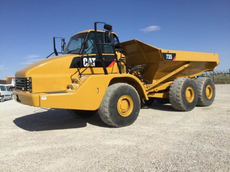 Caterpillar 735 Dumper