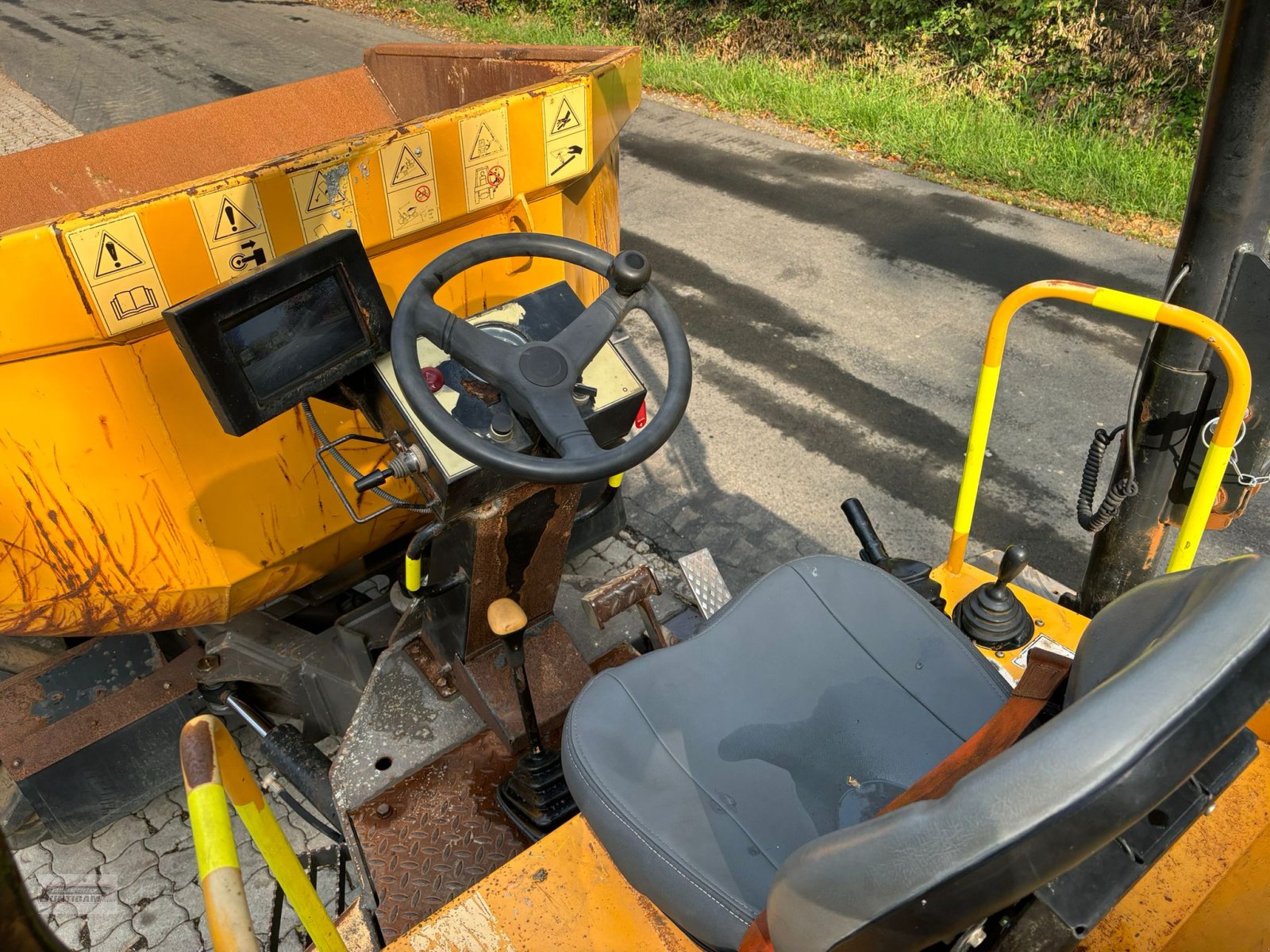 Dumper du type Mecalac Ta 6s, Gebrauchtmaschine en Deutsch - Goritz (Photo 9)