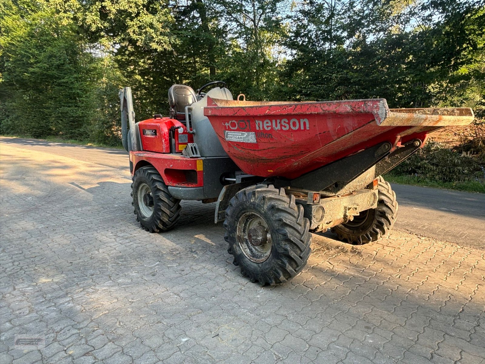 Dumper typu Wacker Neuson 4001, Gebrauchtmaschine w Deutsch - Goritz (Zdjęcie 4)