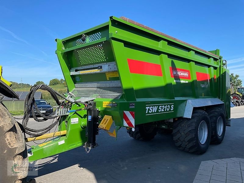 Dungstreuer des Typs Bergmann TSW 5210 Vorführmaschine mit V-SPREAD, Vorführmaschine in Rittersdorf (Bild 2)