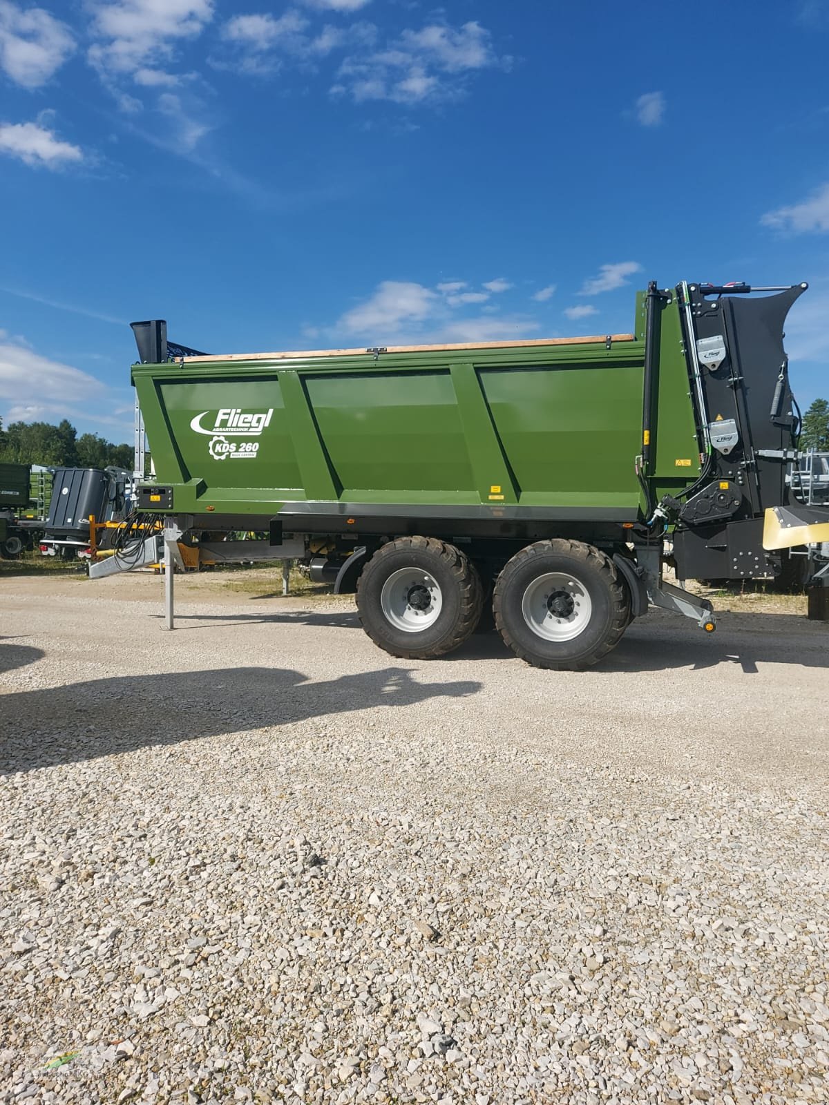 Dungstreuer van het type Fliegl KDS 260 MuckControl, Neumaschine in Pegnitz-Bronn (Foto 1)