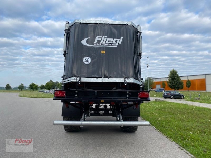 Dungstreuer van het type Fliegl KDS 265 Junior XL, Neumaschine in Mühldorf (Foto 7)