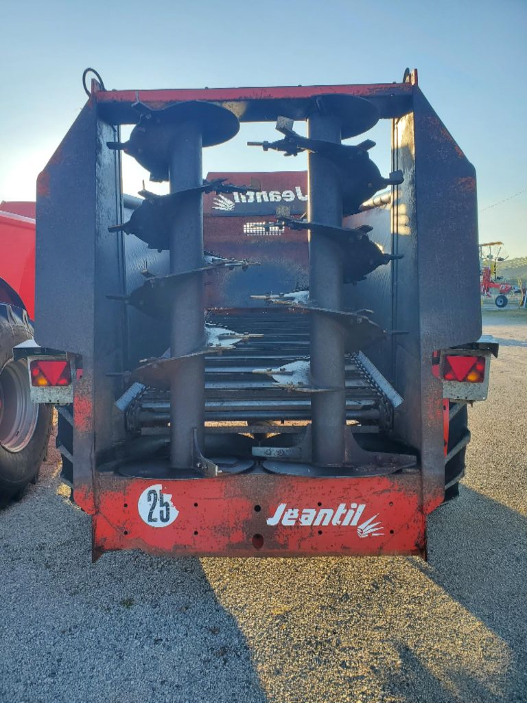 Dungstreuer van het type Jeantil EVR 10-6, Gebrauchtmaschine in Montauban (Foto 3)