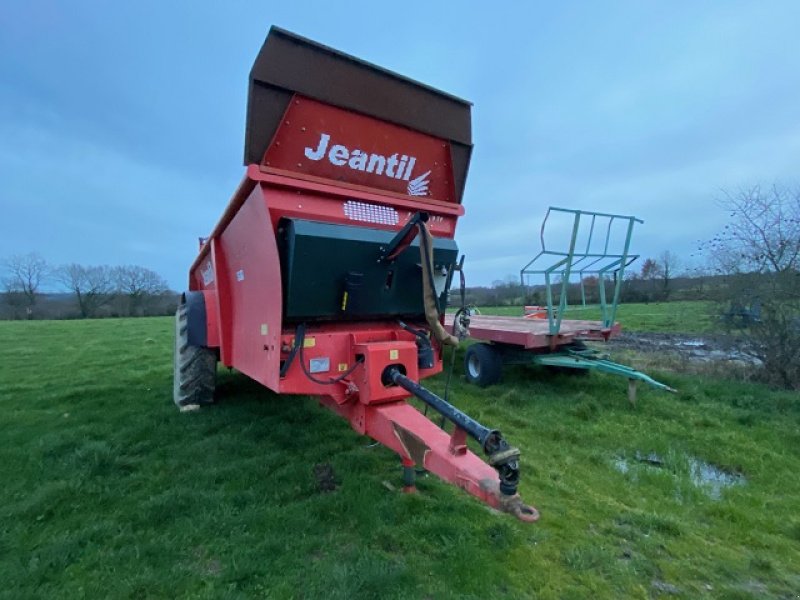 Dungstreuer del tipo Jeantil EVR 13-10, Gebrauchtmaschine en LE PONT CHRETIEN (Imagen 4)