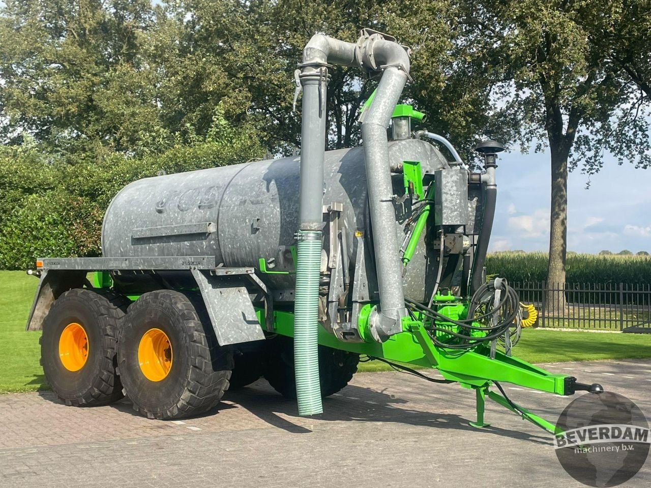 Dungstreuer des Typs Joskin 8400TS Watertank, Gebrauchtmaschine in Vriezenveen (Bild 1)