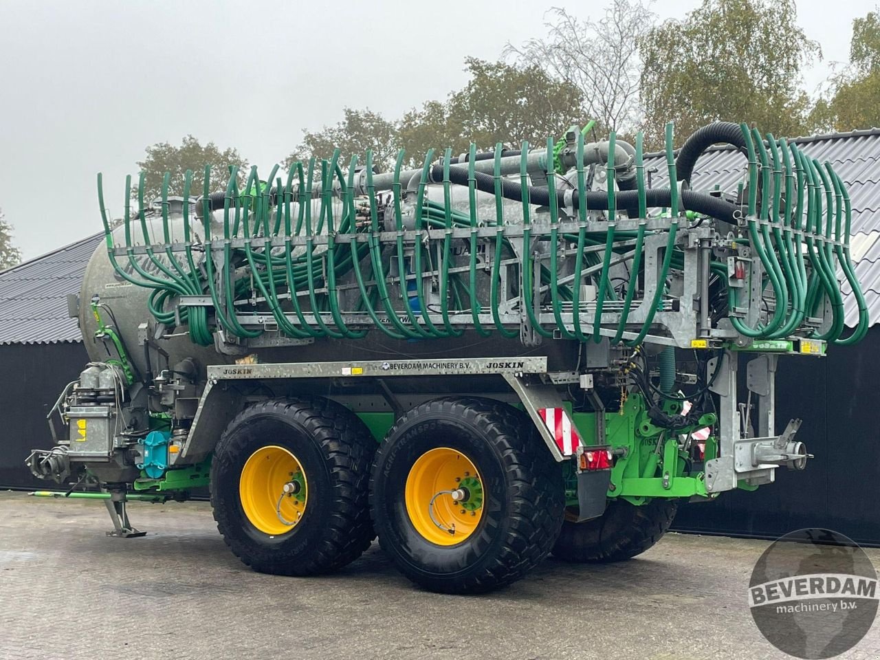 Dungstreuer van het type Joskin Quadra 20000, Gebrauchtmaschine in Vriezenveen (Foto 3)