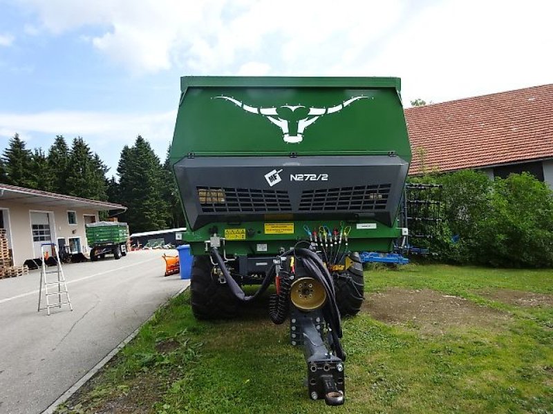 Dungstreuer of the type Metal-Fach N 272 / 2 - Dungstreuer- Tandem, Neumaschine in Neureichenau (Picture 2)