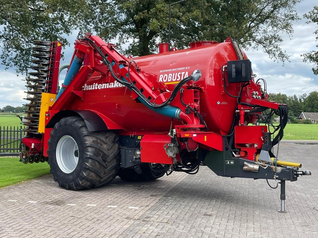 Dungstreuer des Typs Schuitemaker Robusta 130, Gebrauchtmaschine in Vriezenveen (Bild 1)