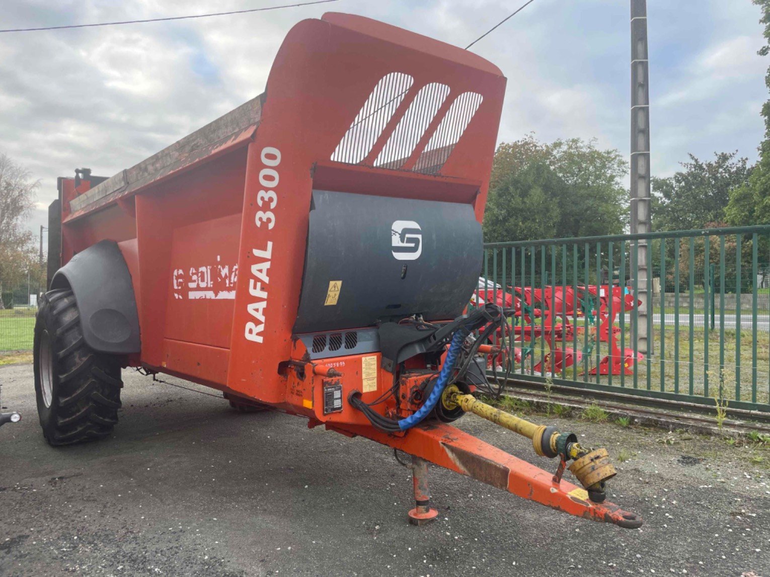 Dungstreuer van het type Sonstige Épandeur à fumier RAFAL3300 . Sodimac, Gebrauchtmaschine in SAINT CLAIR SUR ELLE (Foto 2)