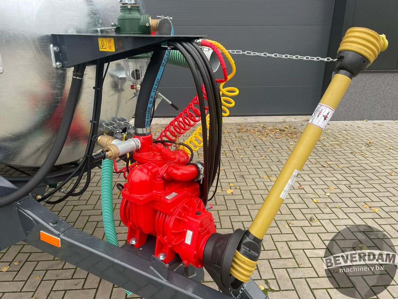 Dungstreuer van het type Sonstige Beverdam Beverdam Watertank 5000 Nieuw, Neumaschine in Vriezenveen (Foto 10)