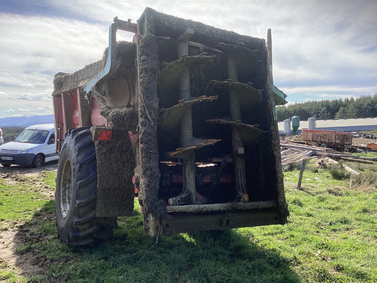 Dungstreuer del tipo Sonstige Force 16, Gebrauchtmaschine en VERNOUX EN VIVARAIS (Imagen 3)