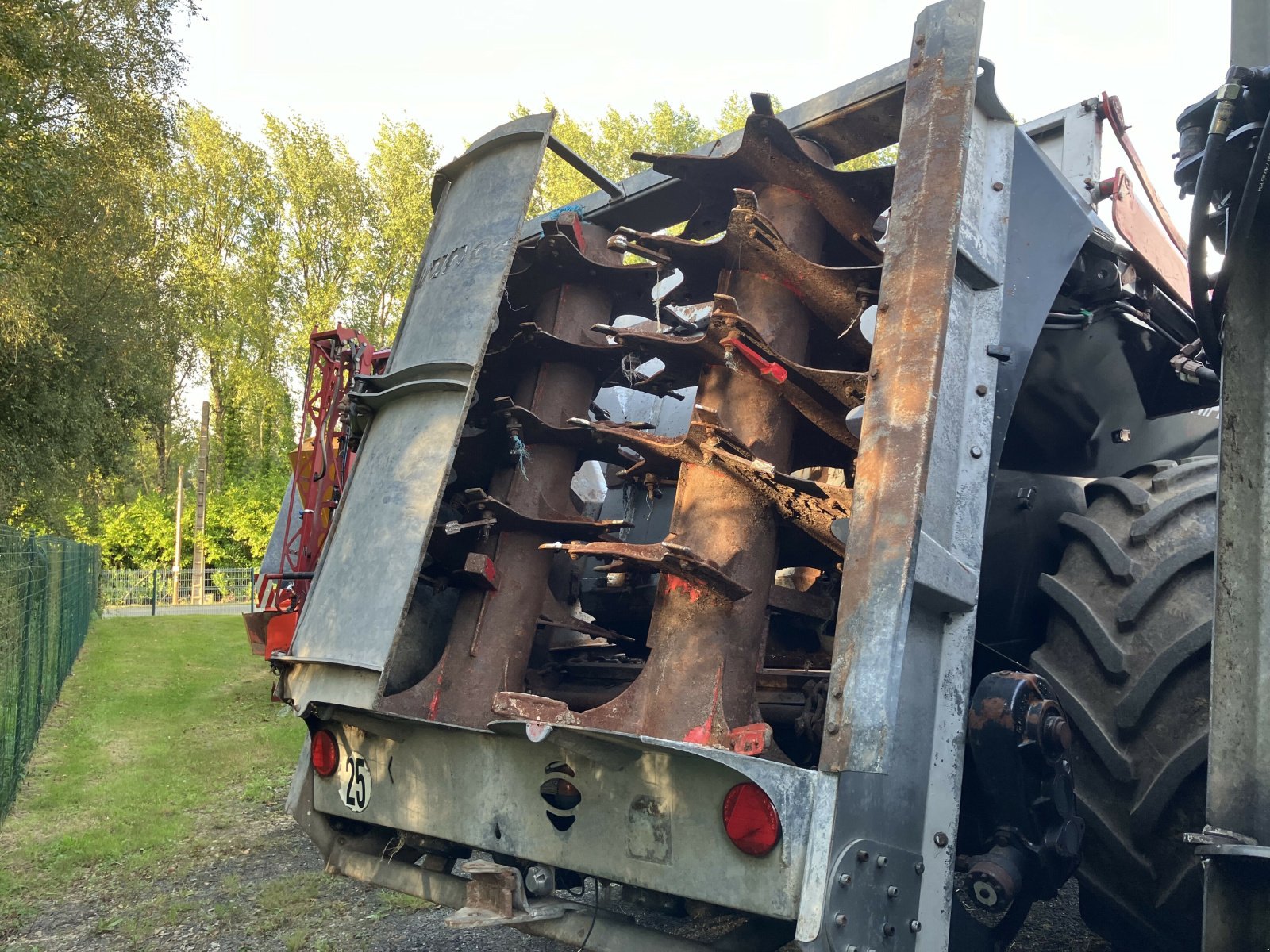 Dungstreuer typu Sonstige SNIPER 17/12, Gebrauchtmaschine v BEGARD (Obrázek 2)