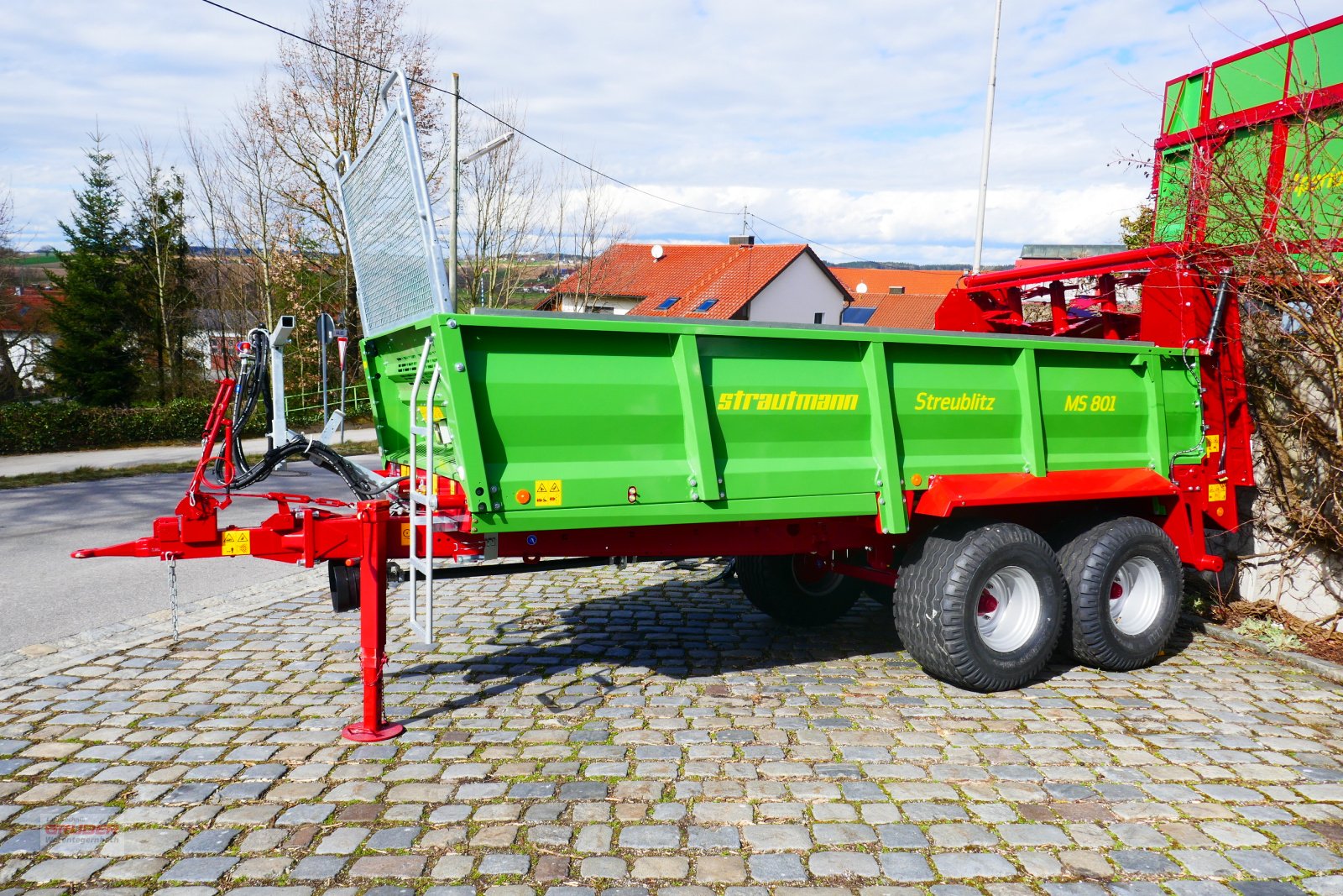 Dungstreuer van het type Strautmann MS 801 - sofort verfügbar!, Neumaschine in Dorfen (Foto 1)