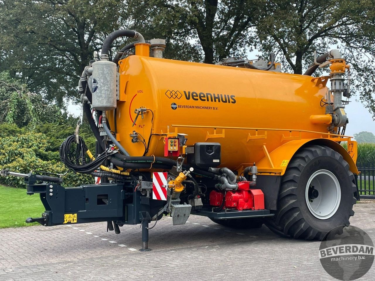 Dungstreuer van het type Veenhuis HDG 14000 Knikdissel, Gebrauchtmaschine in Vriezenveen (Foto 2)