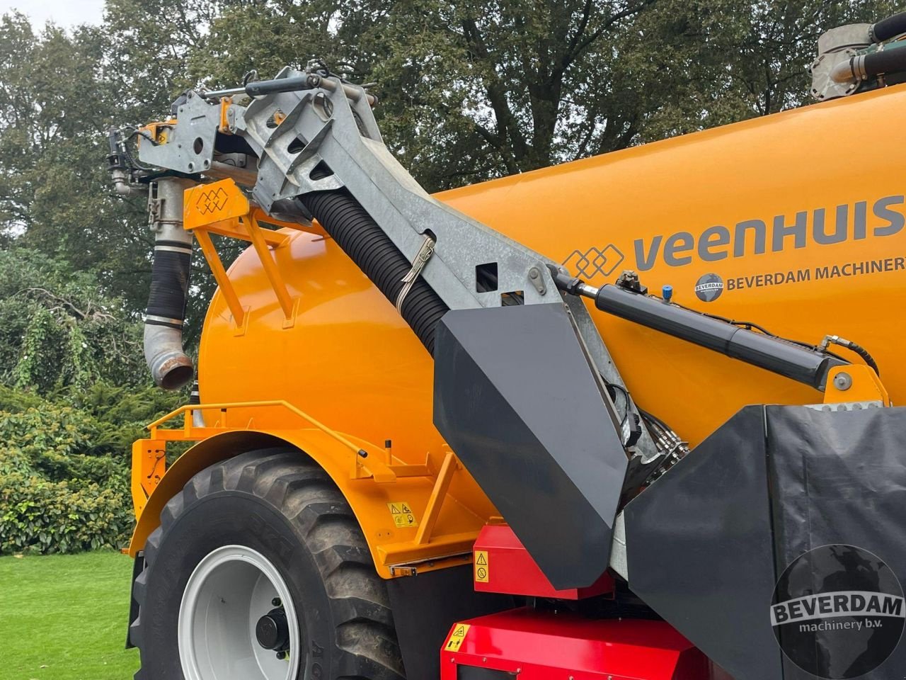 Dungstreuer van het type Veenhuis HDG 14000 Knikdissel, Gebrauchtmaschine in Vriezenveen (Foto 8)