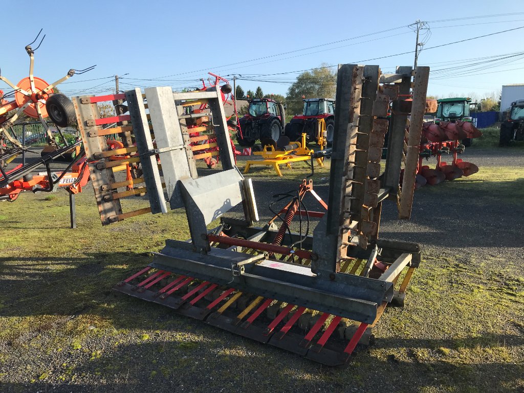 Egge du type Agrimat EBA 480, Gebrauchtmaschine en UZERCHE (Photo 4)