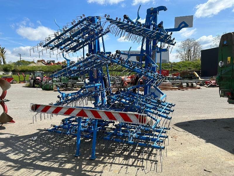 Egge van het type Carré SARCLERSE, Gebrauchtmaschine in JOSSELIN (Foto 3)