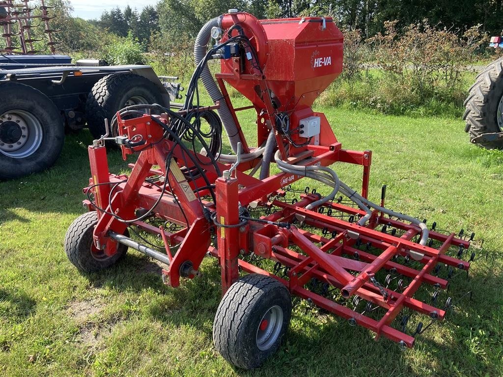 Egge типа HE-VA 3 meter Weeder med frøsåmaskine, Gebrauchtmaschine в Roskilde (Фотография 1)