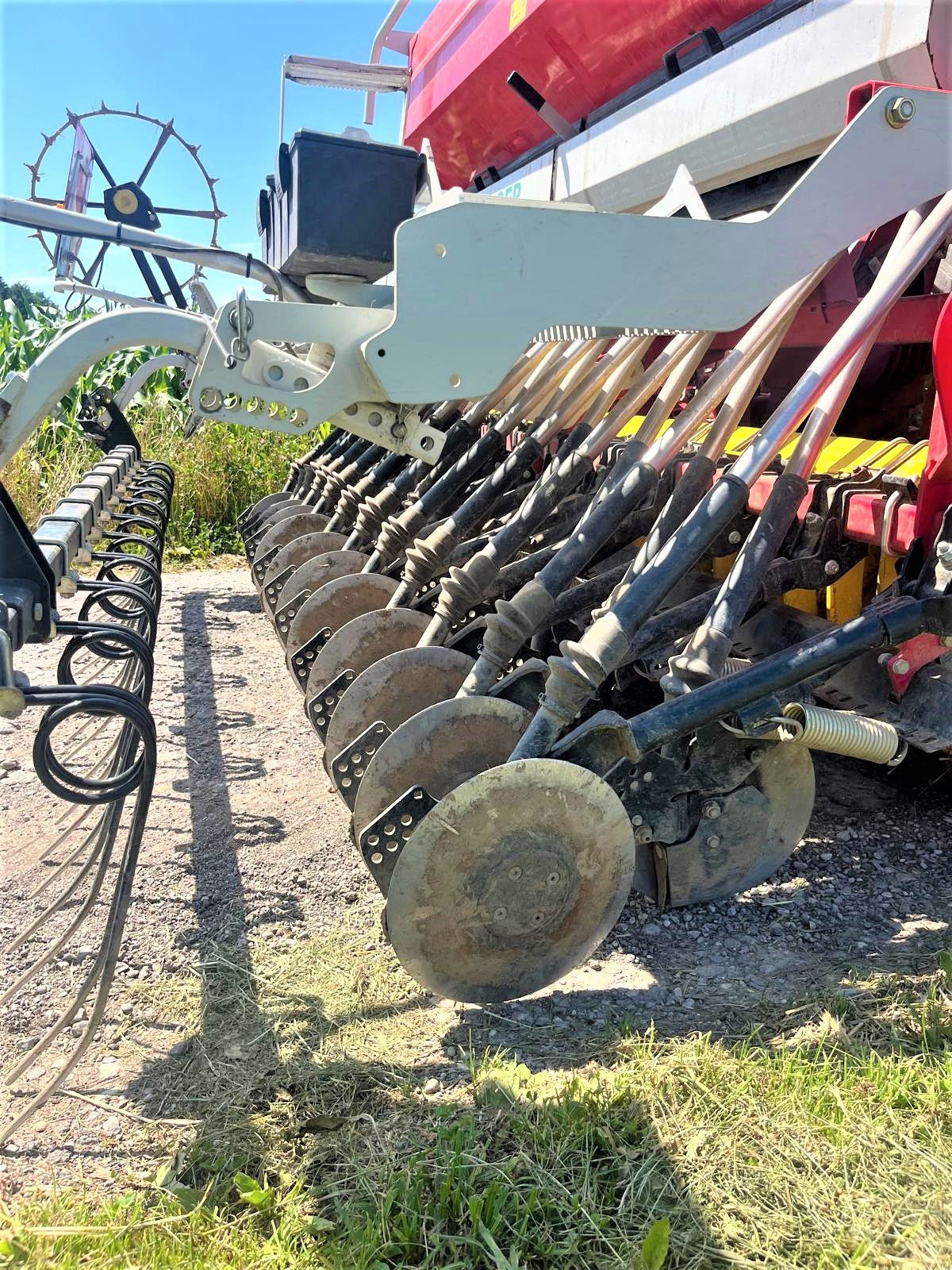 Egge van het type Pöttinger Lion 3002 + Vitasem 302 A, Gebrauchtmaschine in Murnau (Foto 4)