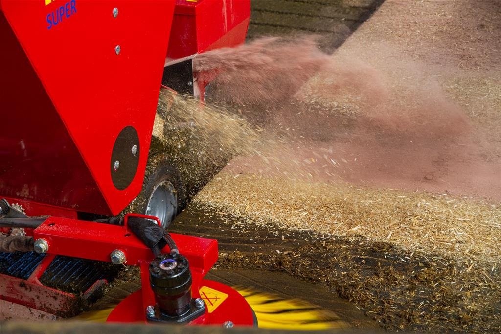 Einstreutechnik des Typs Bobman Super, Gebrauchtmaschine in Ebeltoft (Bild 3)