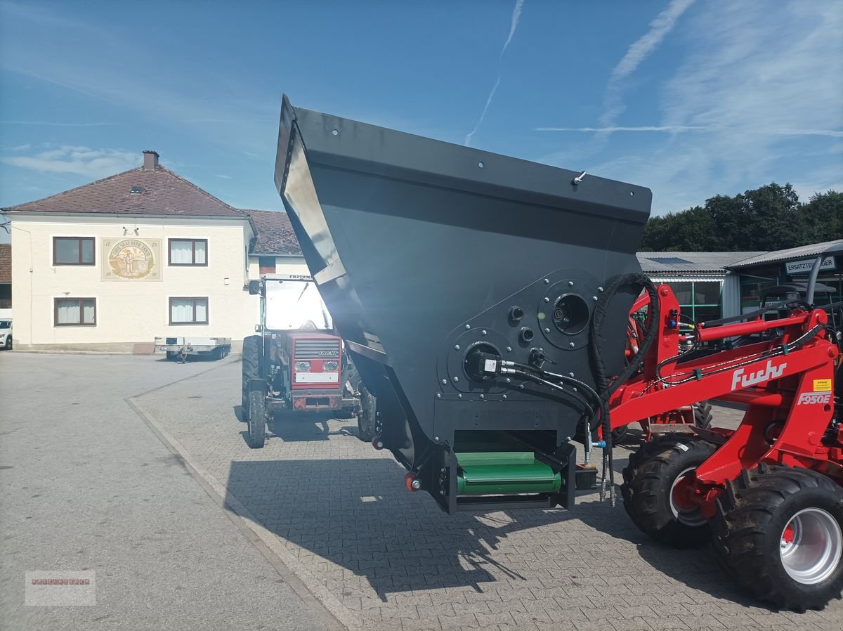 Einstreutechnik типа Dominator Kombiverteiler 180 Einstreugerät-Futterschaufel, Gebrauchtmaschine в Tarsdorf (Фотография 4)