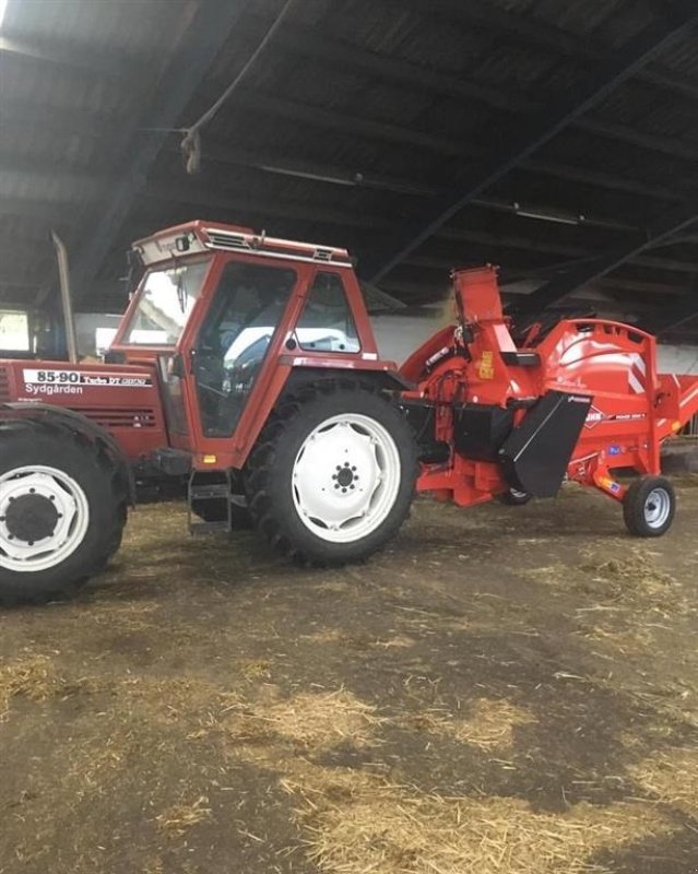 Einstreutechnik del tipo Kuhn Primor 2060M m/300drejetud Med hydraulisk hjulstel, Gebrauchtmaschine en Løgstør (Imagen 2)