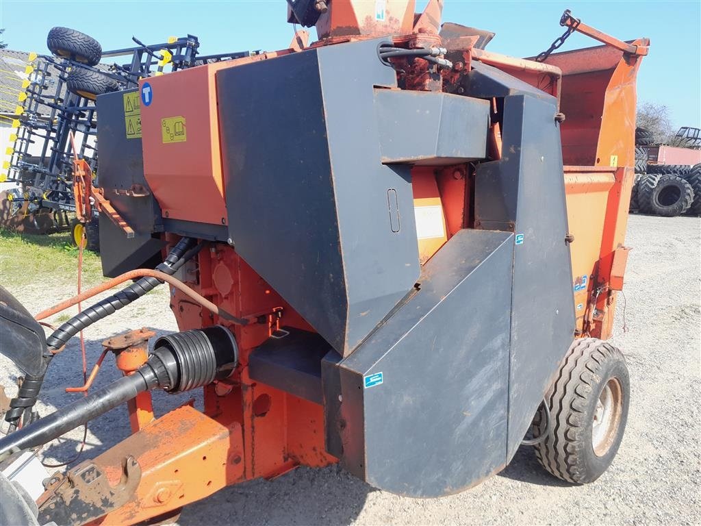 Einstreutechnik del tipo Kuhn Primor 3560 m/drejetud, Gebrauchtmaschine en Gudbjerg (Imagen 1)