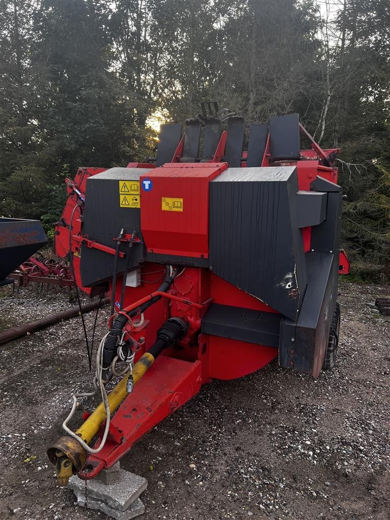 Einstreutechnik tip Kuhn Primor 3560, Gebrauchtmaschine in Slangerup (Poză 1)